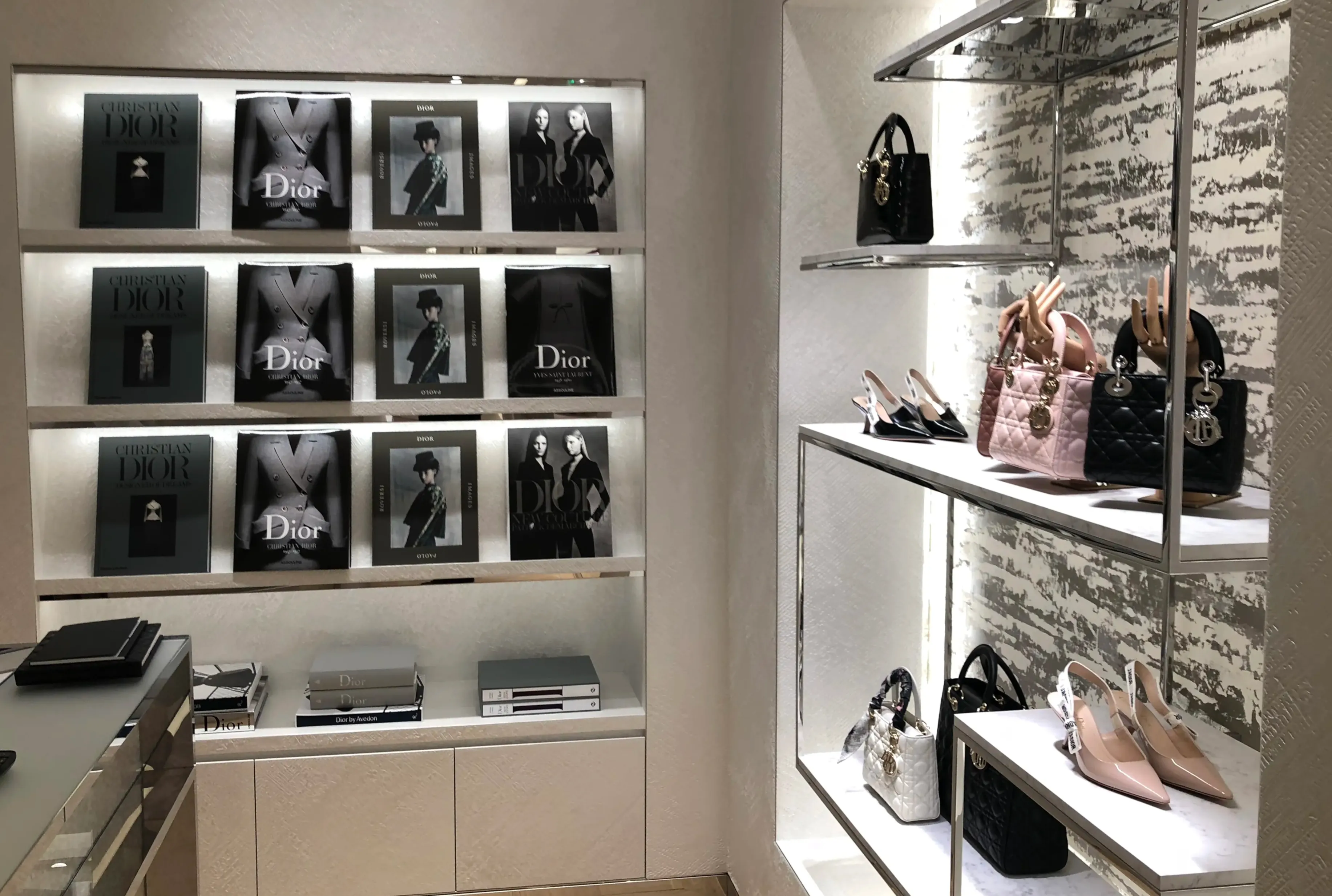 Luxury Boutique — Edle Oberflächengestaltung