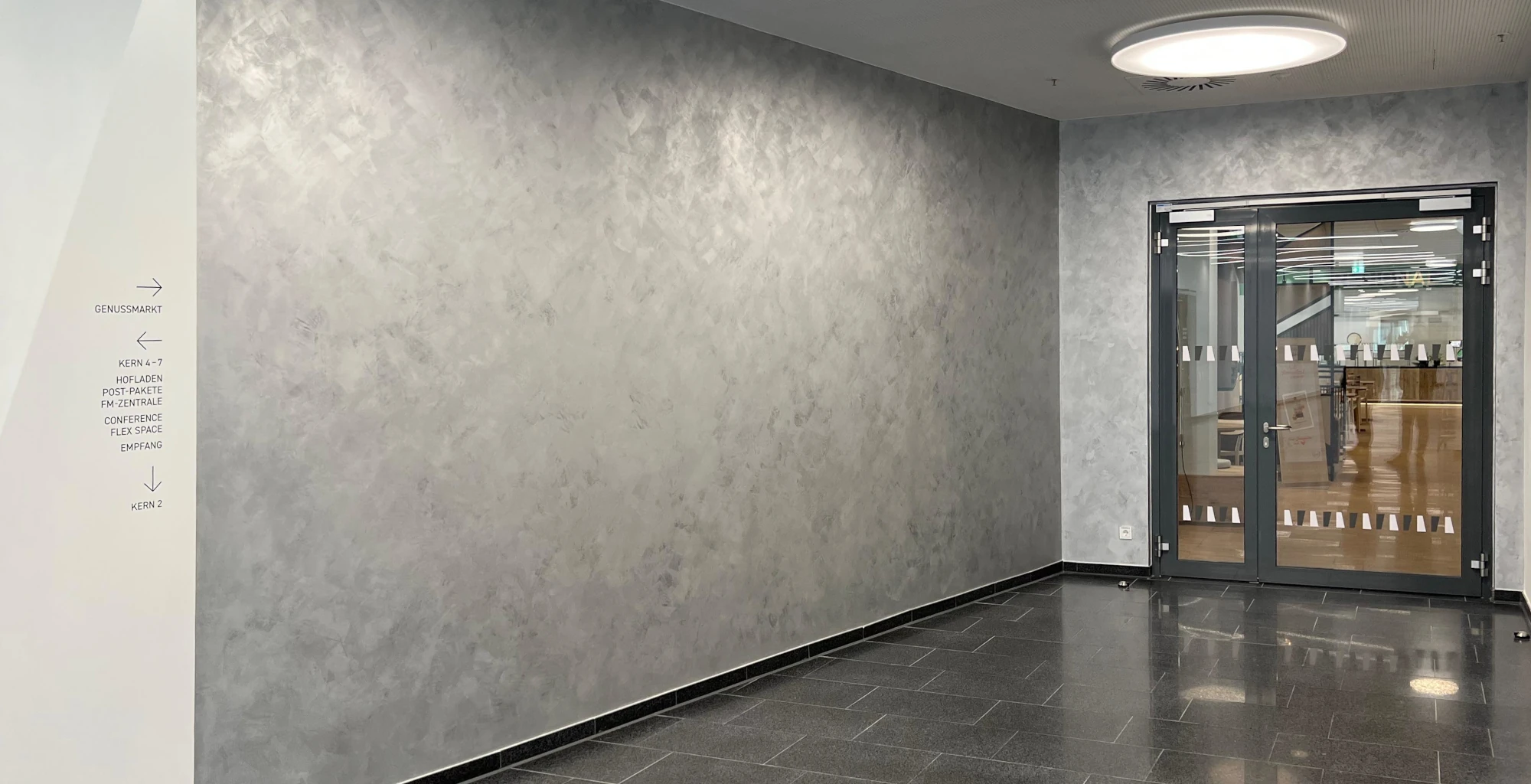 Spatula Technique Wall